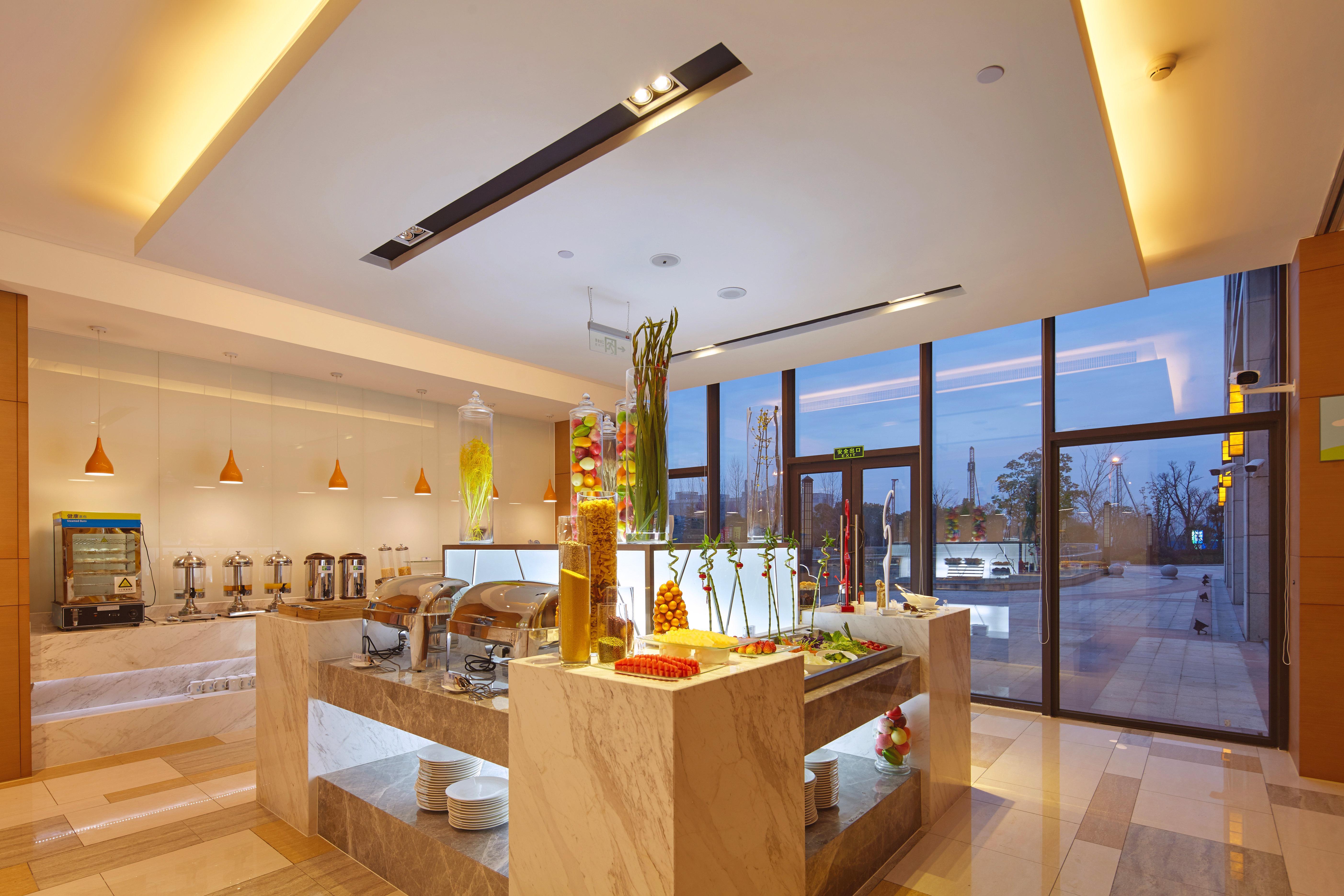 Holiday Inn Express Shanghai Jiading Industry Park, an IHG Hotel Bagian luar foto