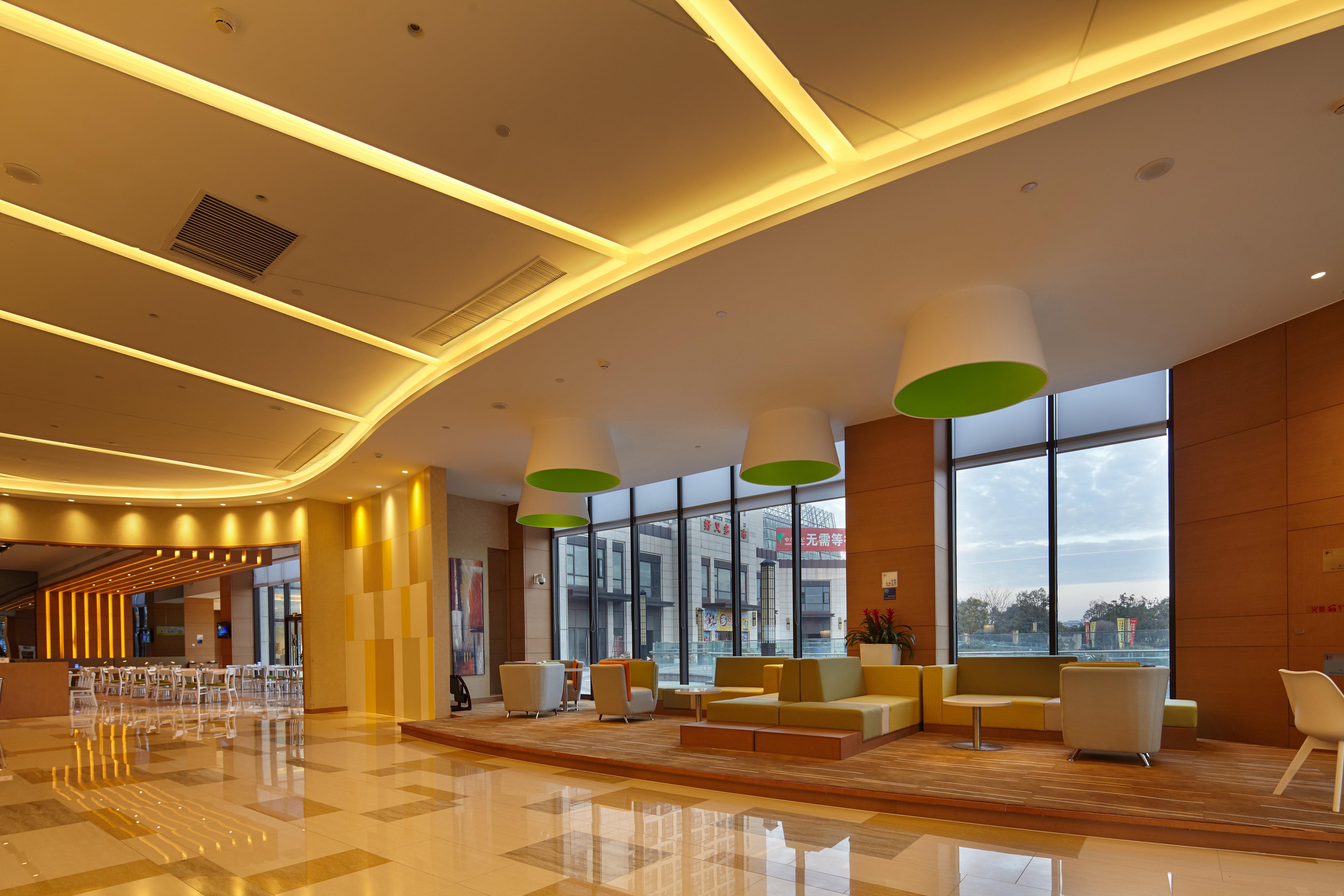 Holiday Inn Express Shanghai Jiading Industry Park, an IHG Hotel Bagian luar foto